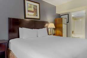 Best Western Plus Brooklyn Bay Hotel