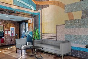 Best Western Plus Brooklyn Bay Hotel