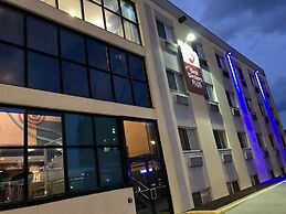 Best Western Plus Brooklyn Bay Hotel