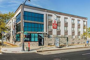 Best Western Plus Brooklyn Bay Hotel