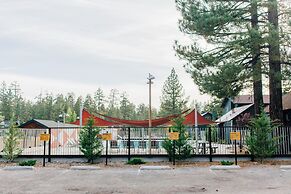 Noon Lodge at Mallard Bay