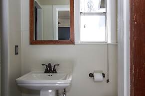 Noon Lodge at Mallard Bay