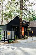 Noon Lodge at Mallard Bay