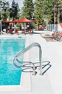 Noon Lodge at Mallard Bay