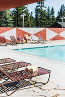 Noon Lodge at Mallard Bay