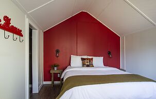 Noon Lodge at Mallard Bay