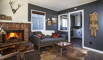 Noon Lodge at Mallard Bay