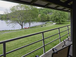 Peaks of Otter Lodge