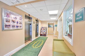 Hollywood Beach Tower