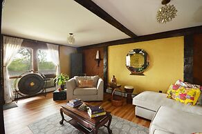 Lotus Mountain Retreat