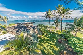 Tiki Moon Villas