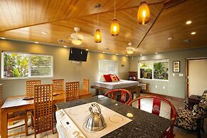 Tiki Moon Villas