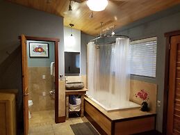 Tiki Moon Villas