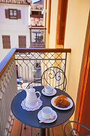 Aetoma Hotel