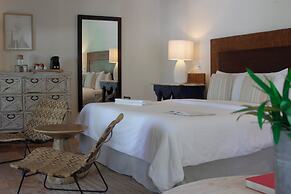 Ser Casasandra Boutique Hotel
