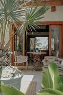 Ser Casasandra Boutique Hotel