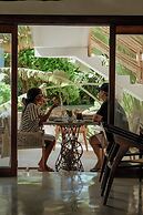 Ser Casasandra Boutique Hotel