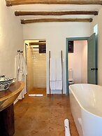 Ser Casasandra Boutique Hotel