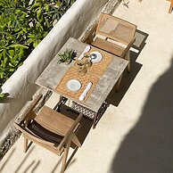 Ser Casasandra Boutique Hotel