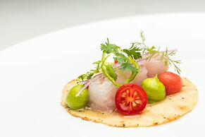 Ser Casasandra Boutique Hotel