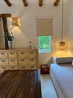 Ser Casasandra Boutique Hotel