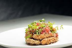 Ser Casasandra Boutique Hotel