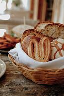 Ser Casasandra Boutique Hotel