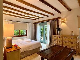 Ser Casasandra Boutique Hotel