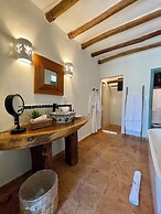 Ser Casasandra Boutique Hotel