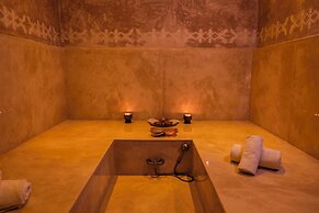 Domaine des Remparts Hotel & Spa