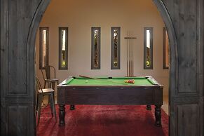 Domaine des Remparts Hotel & Spa