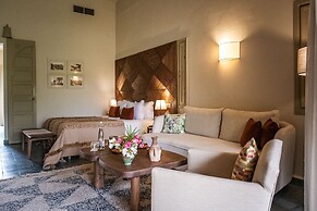 Domaine des Remparts Hotel & Spa