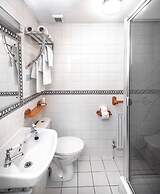 Trivelles Waterhall Country Hotel - Gatwick