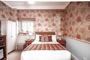 Trivelles Waterhall Country Hotel - Gatwick