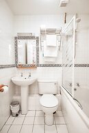 Trivelles Waterhall Country Hotel - Gatwick