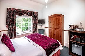 Trivelles Waterhall Country Hotel - Gatwick