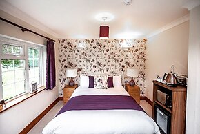 Trivelles Waterhall Country Hotel - Gatwick