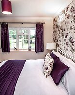 Trivelles Waterhall Country Hotel - Gatwick