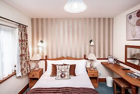 Trivelles Waterhall Country Hotel - Gatwick
