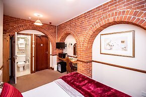 Trivelles Waterhall Country Hotel - Gatwick