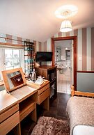 Trivelles Waterhall Country Hotel - Gatwick