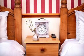 Trivelles Waterhall Country Hotel - Gatwick