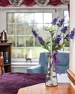Trivelles Waterhall Country Hotel - Gatwick
