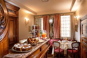 Bellevue Luxury Rooms – San Marco Luxury