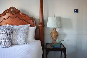 Hartstone Inn