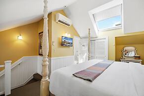 Hartstone Inn