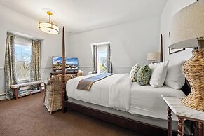Hartstone Inn