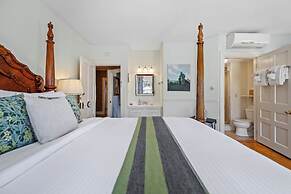 Hartstone Inn
