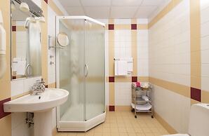 Aristocrat Boutique Hotel