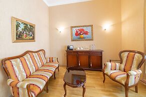 Aristocrat Boutique Hotel